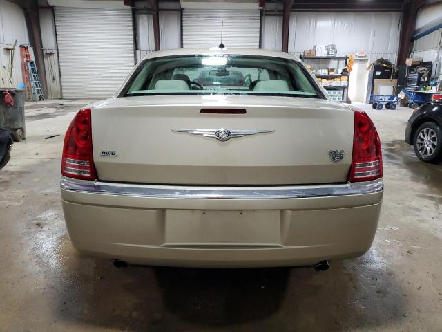 2C3KK63H98H282173 - 2008 CHRYSLER 300C TAN photo 6