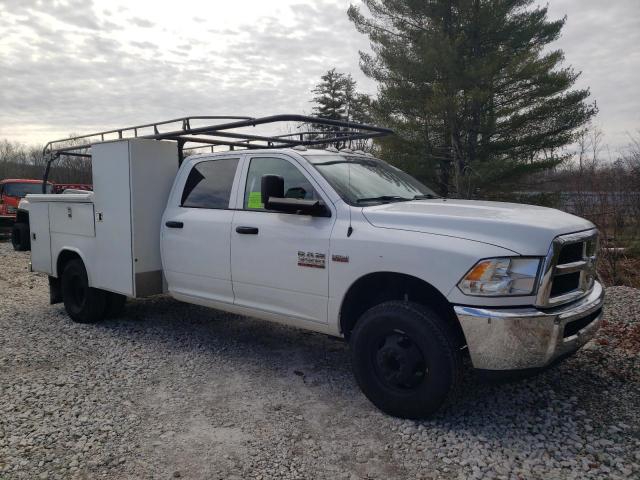 3C7WRTCJ0JG155556 - 2018 RAM 3500 WHITE photo 4