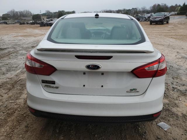 1FADP3F27EL351698 - 2014 FORD FOCUS SE WHITE photo 6