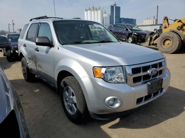 1FMCU9DG3BKA06875 - 2011 FORD ESCAPE XLT SILVER photo 4