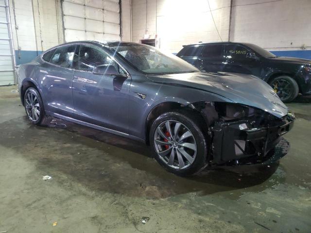 5YJSA1E43LF397507 - 2020 TESLA MODEL S ნაცრისფერი ფოტო 4