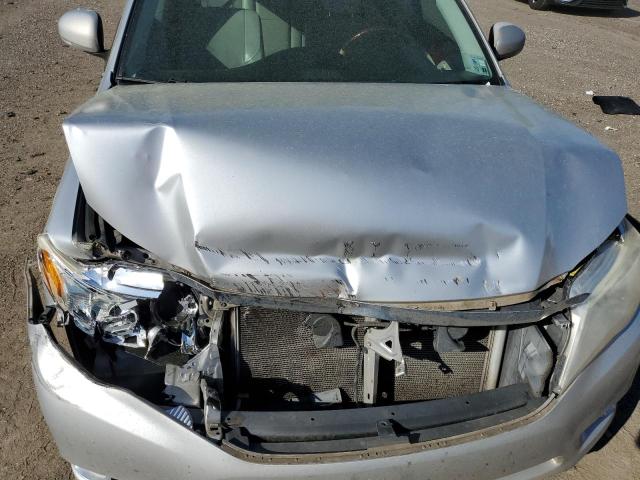 4T1BK3DB7BU426310 - 2011 TOYOTA AVALON BASE 银色 照片 11