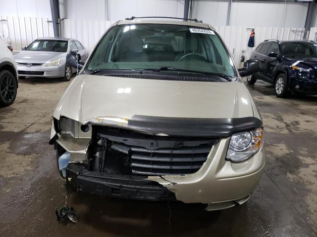 2C4GP54L75R373481 - 2005 CHRYSLER TOWN & COU TOURING 棕色 照片 5