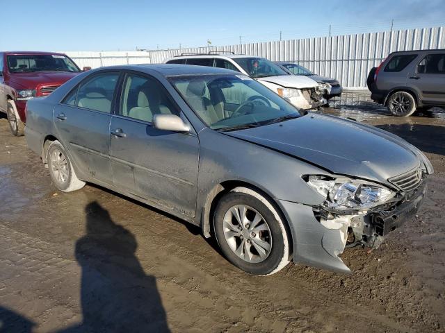 4T1BE32K55U515985 - 2005 TOYOTA CAMRY LE SILVER photo 4