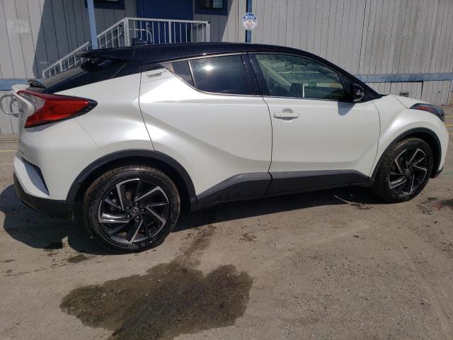 JTNKHMBX5L1081459 - 2020 TOYOTA C-HR XLE WHITE photo 3