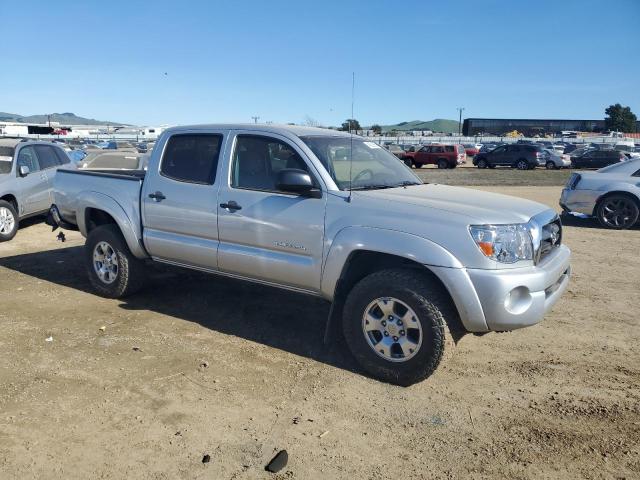 5TEJU62N68Z518081 - 2008 TOYOTA TACOMA DOUBLE CAB PRERUNNER SILVER photo 4