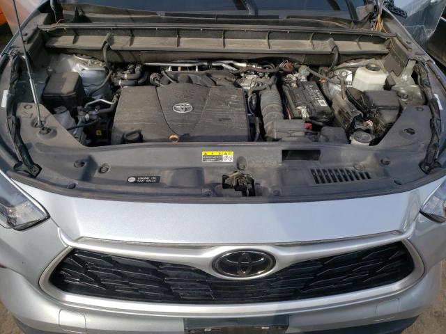 5TDGZRAH1MS040989 - 2021 TOYOTA HIGHLANDER XLE SILVER photo 7