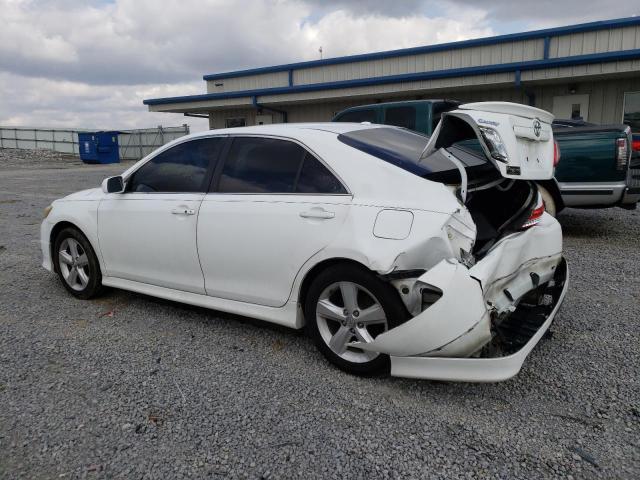 4T1BK3EK6AU605421 - 2010 TOYOTA CAMRY SE WHITE photo 2