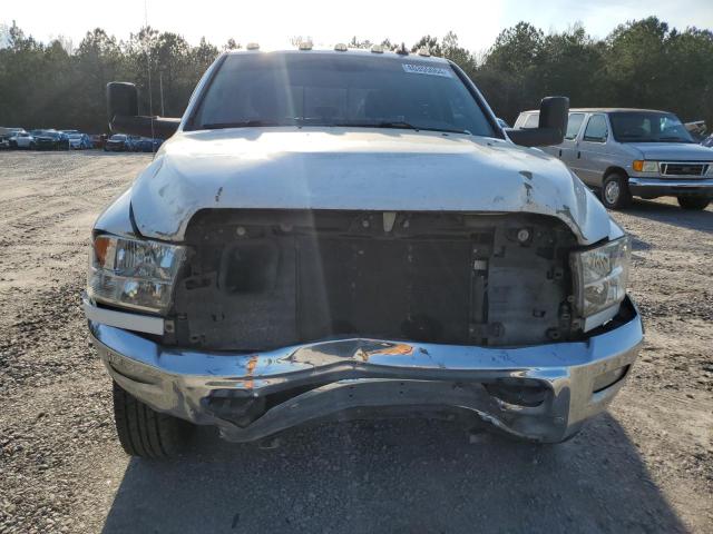3C63RRHL1JG119136 - 2018 RAM 3500 SLT WHITE photo 5
