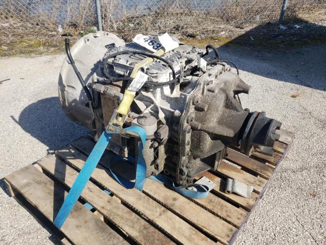 N0V1NONUNIT - 2000 VOLVO TRANS Gris foto 3