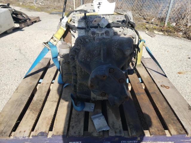 N0V1NONUNIT - 2000 VOLVO TRANS Gris foto 6