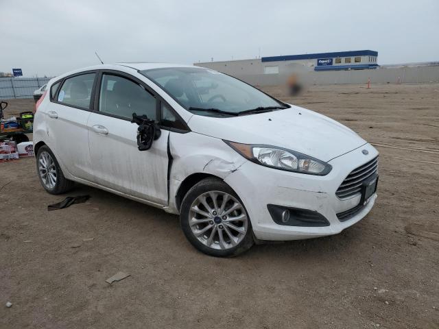 3FADP4EJ8EM174687 - 2014 FORD FIESTA SE WHITE photo 4