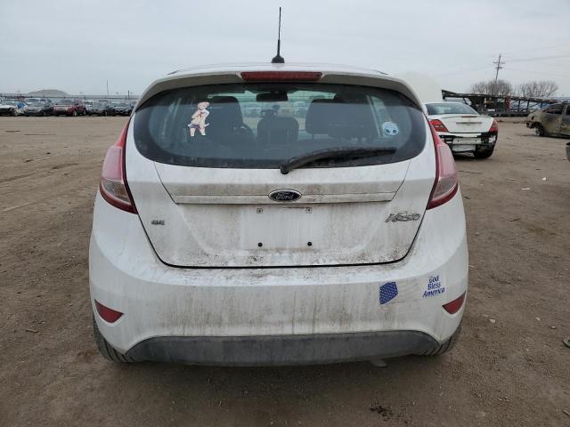 3FADP4EJ8EM174687 - 2014 FORD FIESTA SE WHITE photo 6