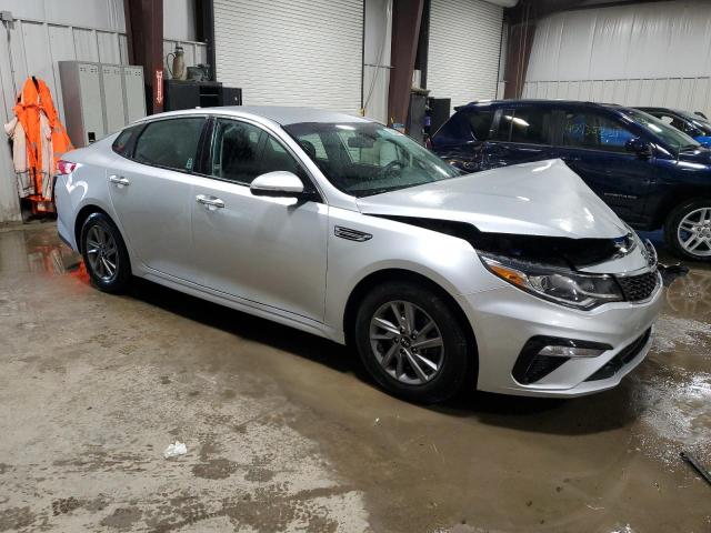 5XXGT4L37LG427567 - 2020 KIA OPTIMA LX SILVER photo 4