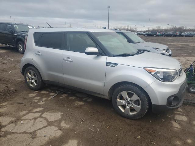 KNDJN2A26H7485281 - 2017 KIA SOUL SILVER photo 4