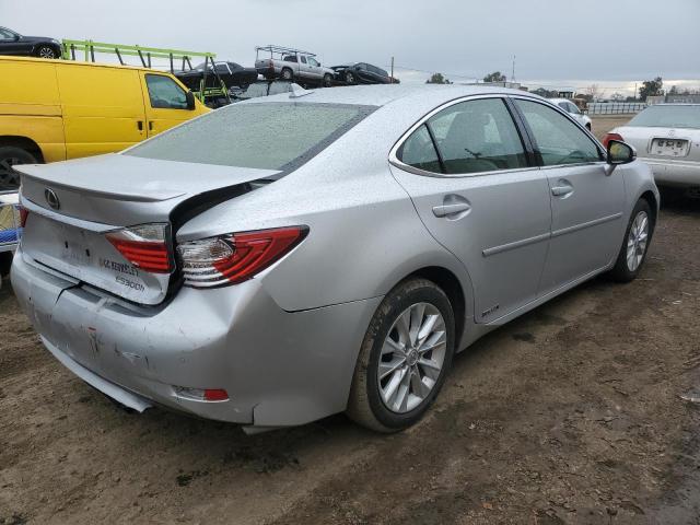 JTHBW1GG2D2031551 - 2013 LEXUS ES 300H SILVER photo 3