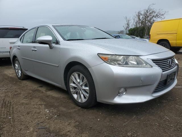 JTHBW1GG2D2031551 - 2013 LEXUS ES 300H SILVER photo 4