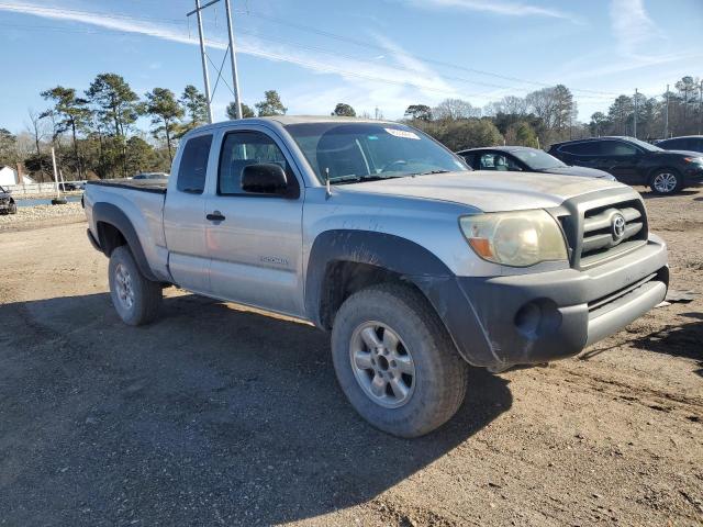 5TETX62NX8Z532520 - 2008 TOYOTA TACOMA PRERUNNER ACCESS CAB SILVER photo 4