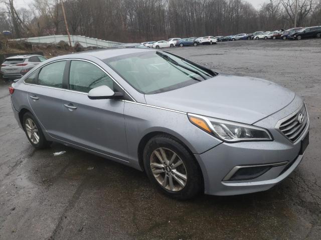 5NPE24AFXHH534454 - 2017 HYUNDAI SONATA SE SILVER photo 4