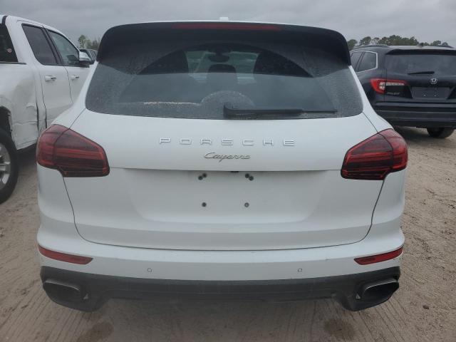 WP1AA2A20HKA92058 - 2017 PORSCHE CAYENNE WHITE photo 6