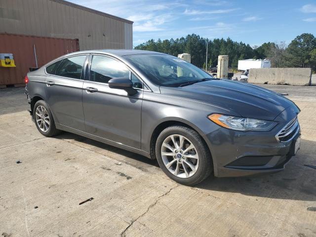 3FA6P0HD2HR310679 - 2017 FORD FUSION SE GRAY photo 4