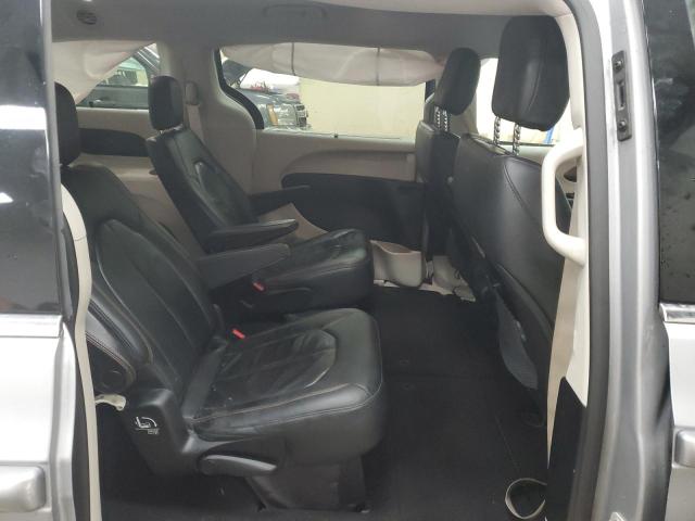2C4RC1BG0JR233351 - 2018 CHRYSLER PACIFICA TOURING L GRAY photo 11