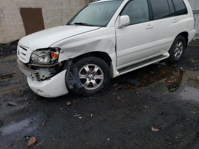 2005 TOYOTA HIGHLANDER LIMITED, 