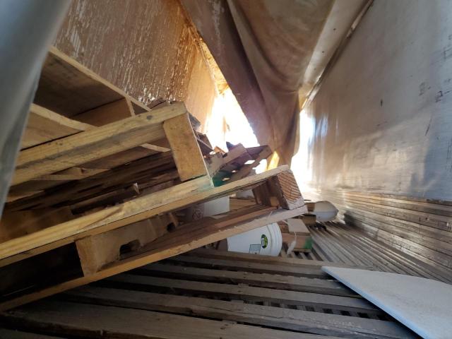 1UYVS2534DU732310 - 2013 UTILITY UTILITY WHITE photo 6