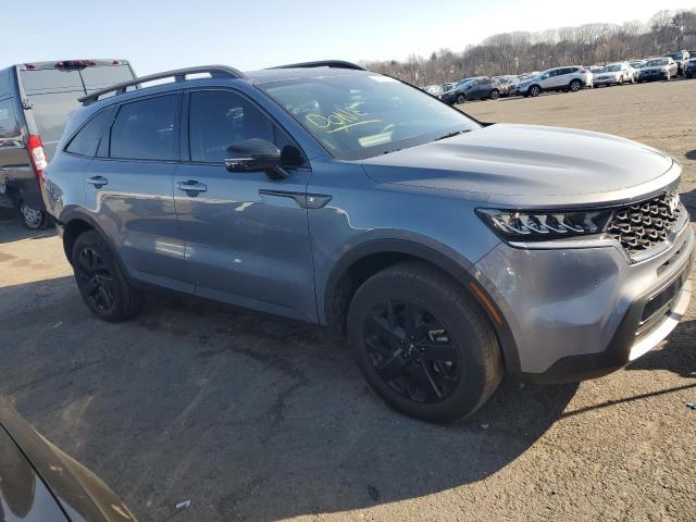 5XYRLDLC9PG236324 - 2023 KIA SORENTO S GRAY photo 4