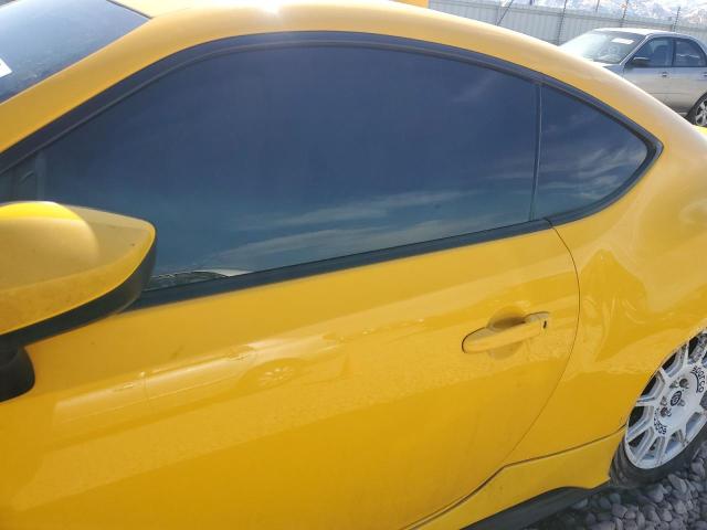 JF1ZNAA16F9706678 - 2015 TOYOTA SCION FR-S YELLOW photo 7