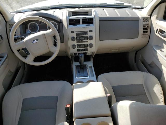 1FMCU93178KD00012 - 2008 FORD ESCAPE XLT WHITE photo 8