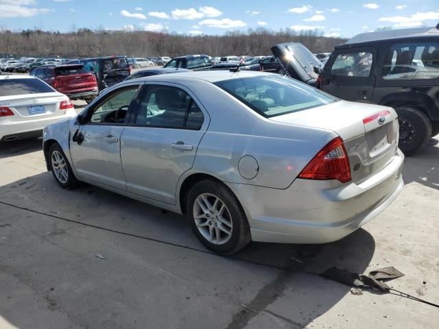 3FAHP0GA2CR350902 - 2012 FORD FUSION S SILVER photo 2