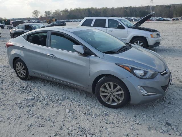 5NPDH4AE2FH571108 - 2015 HYUNDAI ELANTRA SE SILVER photo 4