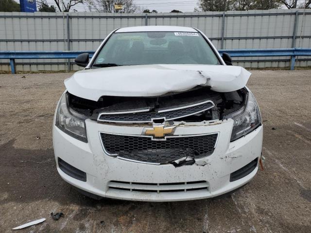 1G1PA5SH2E7239634 - 2014 CHEVROLET CRUZE LS WHITE photo 5