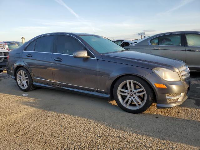 WDDGF8AB2DR250147 - 2013 MERCEDES-BENZ C 300 4MATIC GRAY photo 4