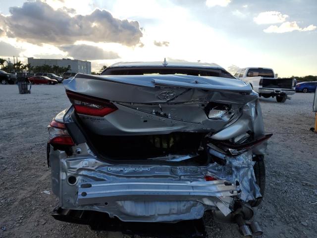 4T1G11AK0PU831577 - 2023 TOYOTA CAMRY SE NIGHT SHADE SILVER photo 6