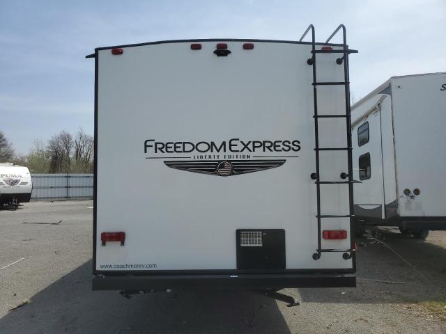 5ZT2FEYB5MW014858 - 2021 COACH FREEDOM EX WHITE photo 8