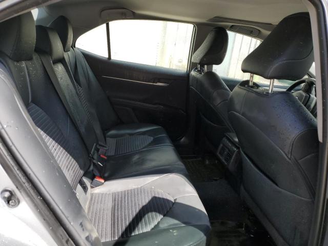 4T1S11AK1PU131996 - 2023 TOYOTA CAMRY SE NIGHT SHADE SILVER photo 10