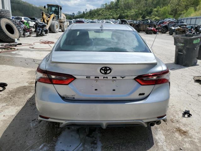 4T1S11AK1PU131996 - 2023 TOYOTA CAMRY SE NIGHT SHADE SILVER photo 6