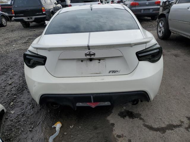JF1ZNAA1XF8713171 - 2015 TOYOTA SCION FR-S WHITE photo 6
