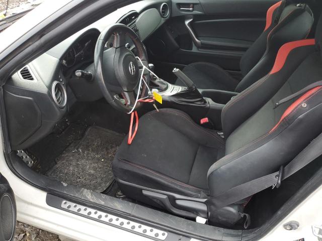 JF1ZNAA1XF8713171 - 2015 TOYOTA SCION FR-S WHITE photo 7