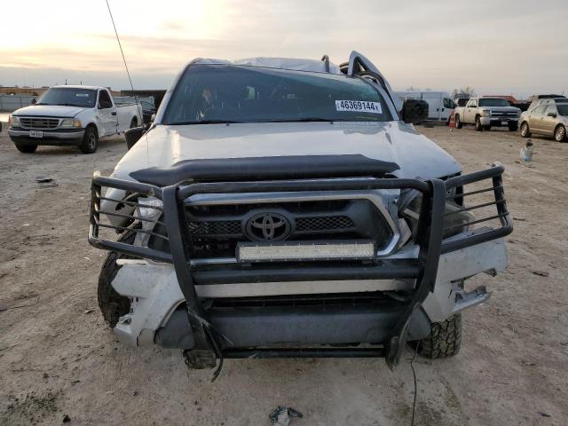 5TFJU4GN9DX042956 - 2013 TOYOTA TACOMA DOUBLE CAB PRERUNNER SILVER photo 5