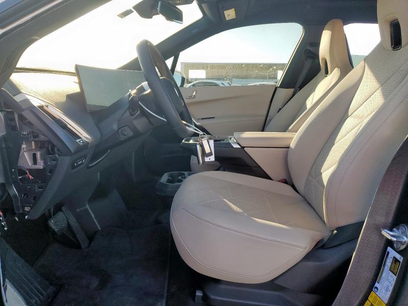 WB523CF08RCP70639 - 2024 BMW IX XDRIVE50 WHITE photo 7