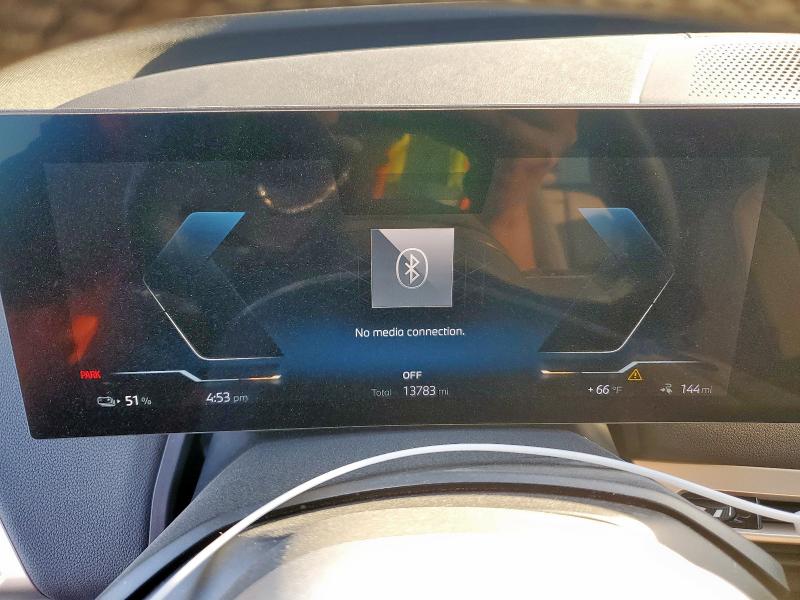 WB523CF08RCP70639 - 2024 BMW IX XDRIVE50 WHITE photo 9