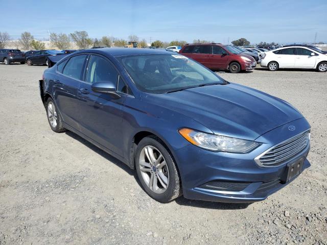 3FA6P0HD1JR145388 - 2018 FORD FUSION SE BLUE photo 4