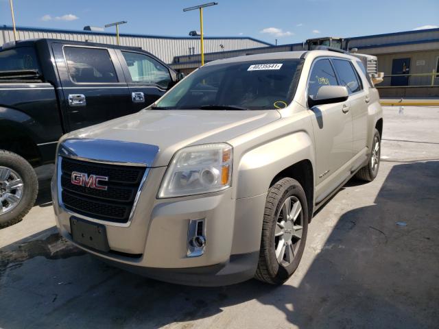 2CTALDEW0A6379899 - 2010 GMC TERRAIN SLE GOLD photo 2