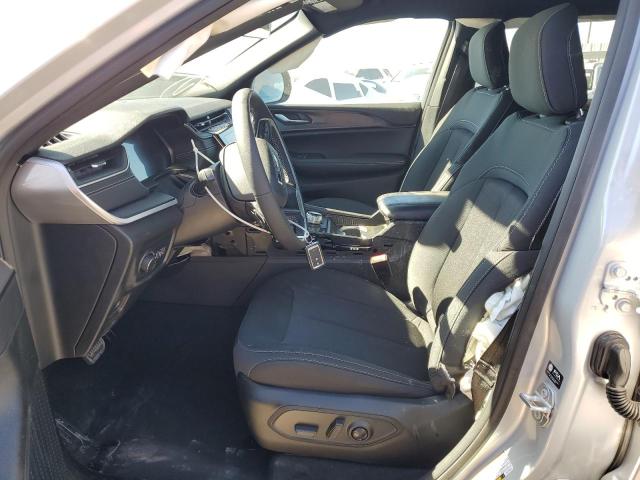 1C4RJGAG7SC275973 - 2025 JEEP GRAND CHER LAREDO SILVER photo 7