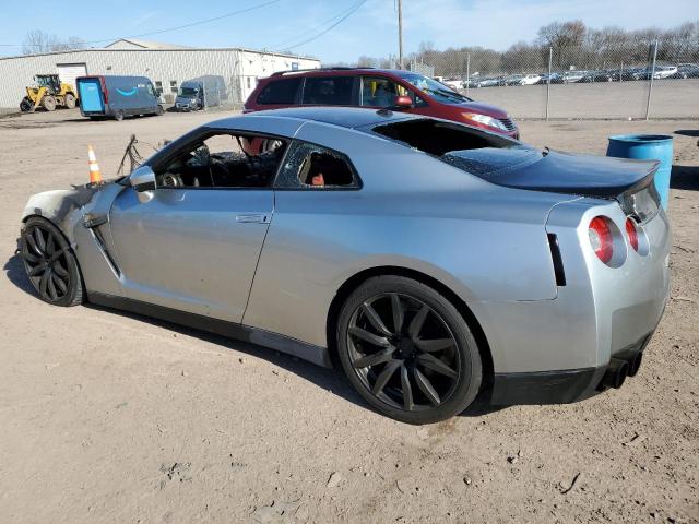 JN1AR5EFXBM240269 - 2011 NISSAN GT-R BASE GRAY photo 2