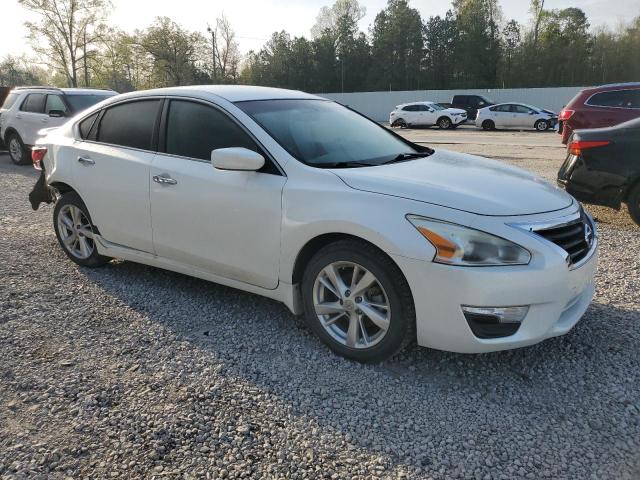 1N4AL3AP6DN424984 - 2013 NISSAN ALTIMA 2.5 WHITE photo 4