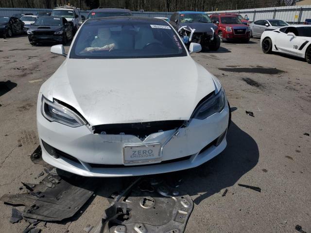 5YJSA1E24HF207302 - 2017 TESLA MODEL S Білий фото 5